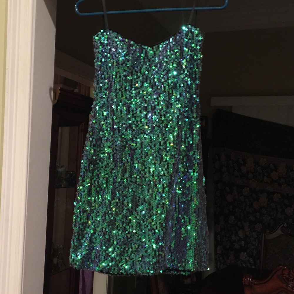 Mermaid sequin cocktail dress - Picture 1 of 6